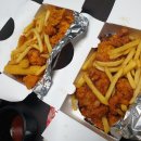 박스터지는 두마리치킨 이미지