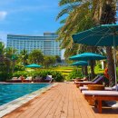 수달수영장 앞 이미지