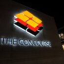 체스우드의 The Concourse에 있는 콘서트홀에서 Kozy Orchestra 공연 이미지