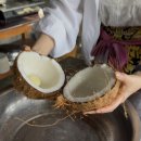 그리핀 농장 | [인도네시아-발리]-4 여행 3일차: 코코넛오일 원데이클래스 대만족 후기와 Flower Bath 비추 후기