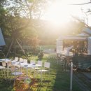 스테이 어라운드 이미지