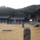 무위사 주차장 이미지