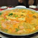 놀부부대찌개 이미지