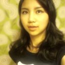 앞머리없는 무거운단발 가지런한 물결펌 스타일 이미지