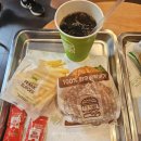 두꺼비로19번길(3-271) | 프랭크버거 맛 신메뉴 100%한우갈릭버거 곽튜브 햄버거 추천 가성비 마이픽치킨