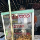 퍼니처 253 | 치앙마이 혼자여행(7) 동쪽코스 쇼핑데이ㅣ쨈아줌마 바나나튀김,갈비국수 로컬맛집,와로롯시장,나이트...