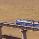 中 세계 최초 ‘사막 철도’개통… 타클라마칸 사막을 달린다 이미지