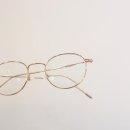 안경, 봄날 이미지