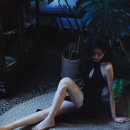 얼굴부터 발끝까지! 배우 "장천애" 맨발 스타일링 화제!245mm 발로 조회수 5억회 달성.. 누가 우리에게...