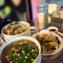 홍대입구역 사거리, 횡당보도 앞 | [강남/서초] 호앙비엣 교대 쌀국수 맛집 후기