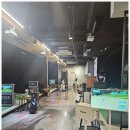 골프연습장 앞 화장실 이미지