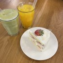 카페이스 | 동성로 카페 이스베이커리 생과일주스와 빵이 맛있는 카페