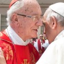 교황 “사랑하는 형제” 우메스 추기경의 선종 소식을 접한 교황의 슬픔 이미지