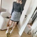 걸치기농장 | 정품 프라다 캐멀 브라운 니트 스웨터 - 이탈리아 장인정신이 빚어낸 우아함