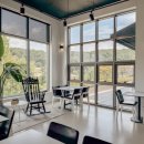 화이트 스프링(WHITE SPRING) 이미지