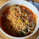 펌)“오늘 점심은 이거!” 한국인의 소울푸드 라면 맛집 BEST 5---문현정 에디터 님의 스토리 이미지