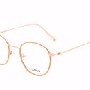 빛나는 안경 이미지