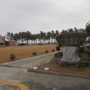 노랑등대 앞 이미지