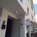 스몰 하우스 빅도어 이미지