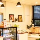 만경고등학교 | 김제에서 가볼만한 밝은 분위기의 카페 아롬디21 방문후기