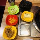 도리도리 닭 이미지