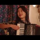 아코디언 이미지