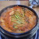 칼칼한 국물에 수제비 추가 필수! 전국 매운탕 맛집 5 이미지