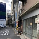 경수중학교 | 브루크 | 성수 카페, 성수 크리스마스 카페, 성수 티라미수 맛집, 성수 아인슈페너 맛집, 솔직후기