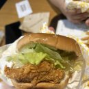 맘스터치 경남데파트점 이미지