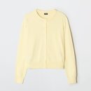 참소프트 | [스파오] 봄코디 소프트얀 라운드넥 가디건 내돈내산 착샷과 솔직후기