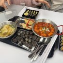 현대분식 | 여의도 맛집, 더현대서울 푸드코트 분식! 여왕떡볶이 + 요즘김밥 후기