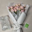 봄을 부르는 생화 플로리스트 | 기념일 축하 꽃선물 생화 핑크 장미 꽃다발 코코도르팜 카카오톡 선물하기