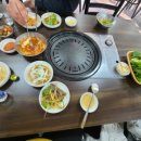 암돼지한마리 암소한마리 이미지