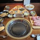 돼지 레스토랑 이미지