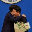 靑 떠난 강훈식 "대통령 사과에 비수 날아드는 심정"…사퇴 결심 이유 이미지