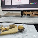 두손메디칼 | 2025년 직장인 일러스트 저녁반 수업 후기 - 디자인 창작은 어려울 것 같지만 수정은 ,,