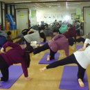 요가교실(야간) 이미지