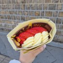 돌담이네 | 덕수궁 카페 돌담콩 시즌 메뉴 커스타드 생딸기 크레페 후기