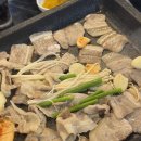 꿀꿀이대패집 | 역곡역맛집 찾다가 점심에 부모님이랑 방문한 꿀꿀이대박집