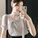 아뜨랑스 | 여름 하객룩 [아뜨랑스] [퍼프소매 꼬임 블라우스] 후기
