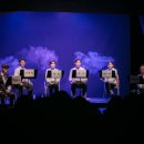 꽃이 피고 비가 내리면 이미지