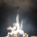 SpaceX의 화요일 밤 Starlink는 Falcon 부스터의 드문 데뷔를 특징으로 합니다. 이미지
