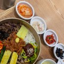 홍초롱 | 먹고 싶은 게 정말 많아! - 현대 디큐브시티 / 전주비빔밥 / 시카고 후기 / 닭갈비 / 가베도 / 양꼬치