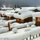 겨울철 눈(雪) 때문에 눈(目)에 화상 입을 수 있다 이미지