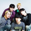 박물관 속 밴드 이미지