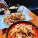 캠퍼스타운1번출구 앞 | 인천차이나타운맛집 향래객 메뉴,줄 서는 이유 있다