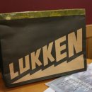 루켄(Lukken) | 릭떵차 캠핑대회 팀복 단체티로 입은 루켄(LUKKEN) 와플긴팔 집업 티셔츠