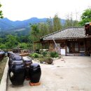 지리산 창원마을: 산촌민박 정노숙님. 예약문의 ***-****-****. 월 휴무(한국기행) 이미지