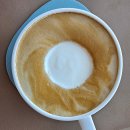 빵고래케익고래 | 원주 대형카페 저수지뷰 애견동반 베이커리 맛집 고래호수