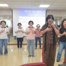 성리 가수님 부르신 보금자리 양발신고 ㅎ 안양 한마음축제 출전곡으로 첫 연습 부림동노래교실 함~올려봅니다 응원해주세요 ㅎ 이미지